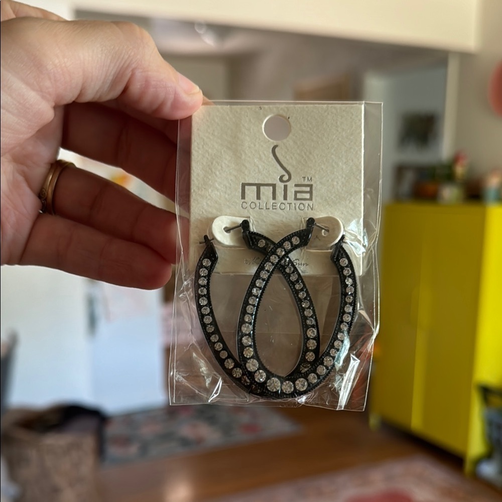 Mia Collection Black Diamond Gem Costume Oval Hoop Earrings